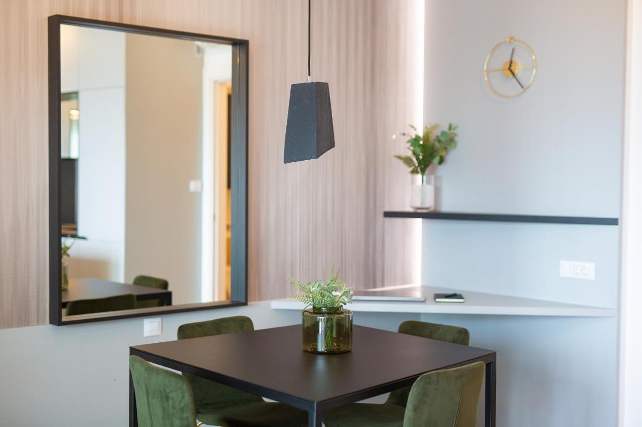 Apartment Diamar With Seaview Крк Екстер'єр фото